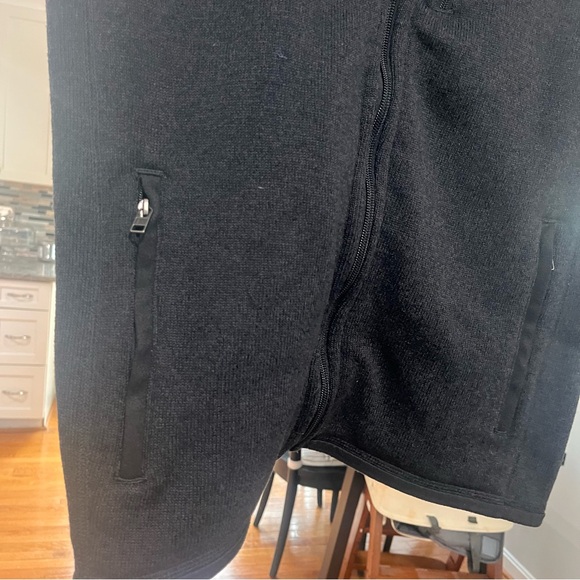 Patagonia - Better Sweater Fleece Vest - Fall 2024 Black M - Picture 5 of 8